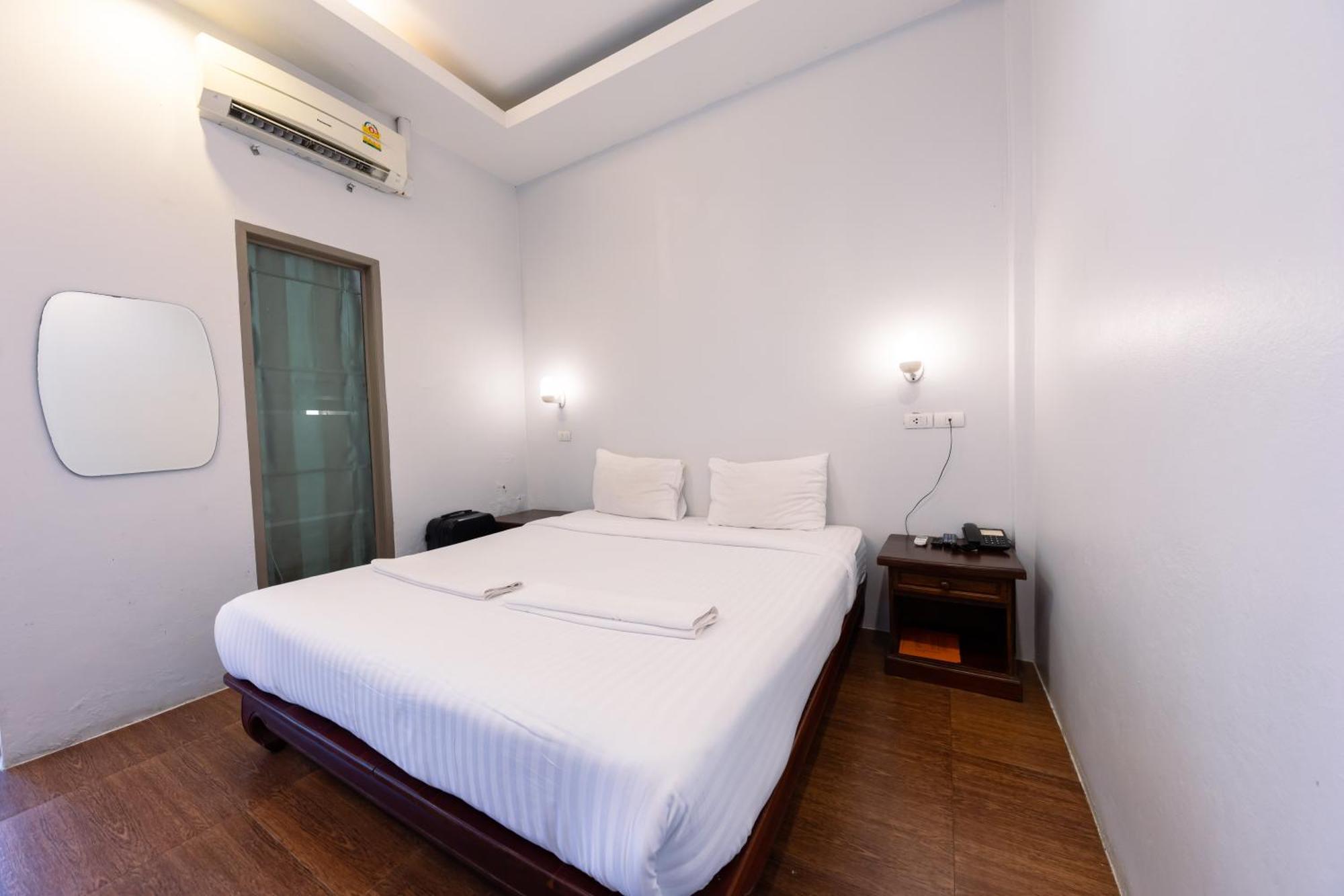 Sleep Hotel - Sha Certified Surat Thani Exteriér fotografie