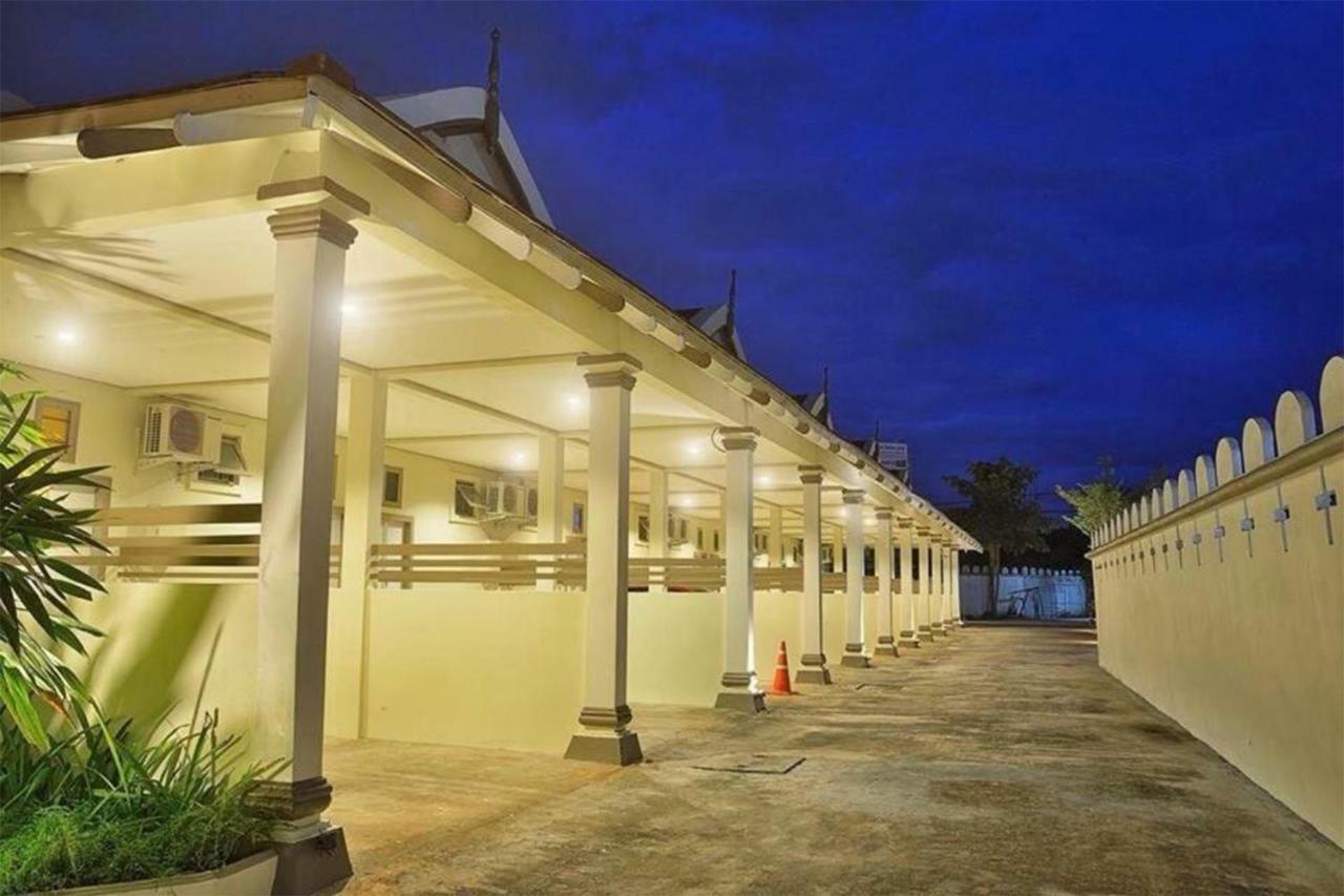 Sleep Hotel - Sha Certified Surat Thani Exteriér fotografie