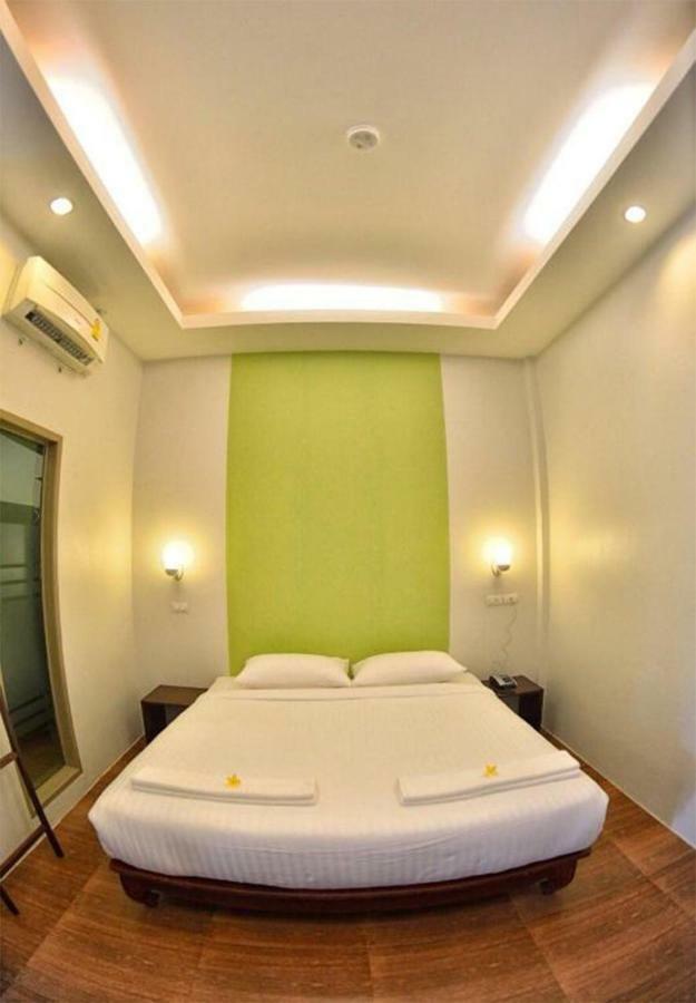 Sleep Hotel - Sha Certified Surat Thani Exteriér fotografie